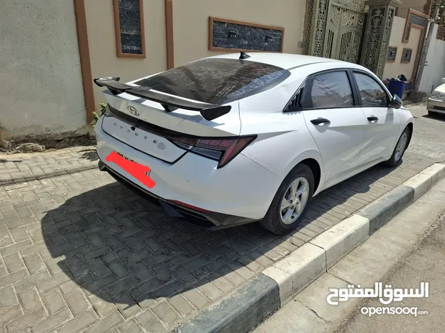 Used Hyundai Avante in Basra