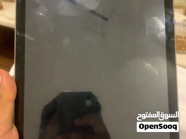 ايباد نظيف مافي شي ولامبطل