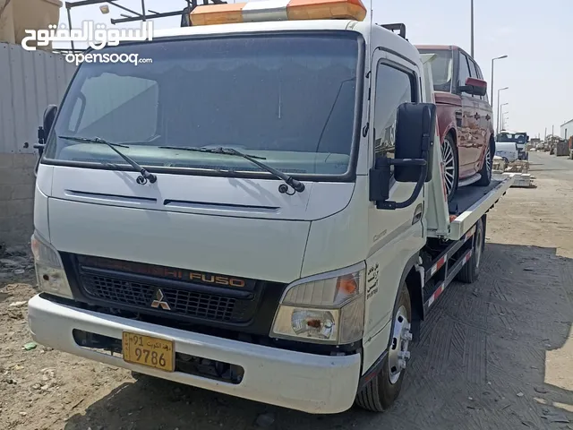 Flatbed Mitsubishi 2016 in Farwaniya