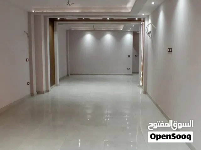 فرصة العمر لم ولن تتكرر شقة 165م للبيع لعشاق ميامى خطوات من البحر و45 الرئيسى لعشاق الاستثمار والرقى