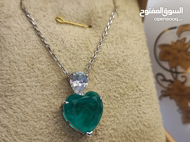 قلادة زمرد فضية Emerald Silver Necklace