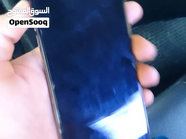 اكس ماكس 64 قيقا لون ذھبي