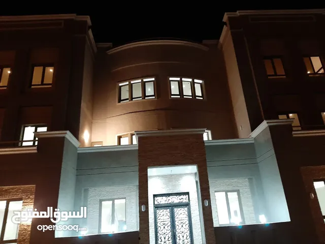 1250m2 More than 6 bedrooms Villa for Rent in Al Ahmadi Sabah AL Ahmad residential