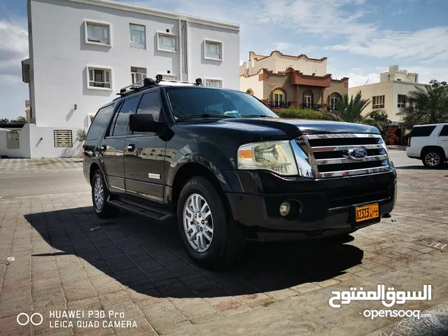 Ford Expedition 2008 in Muscat