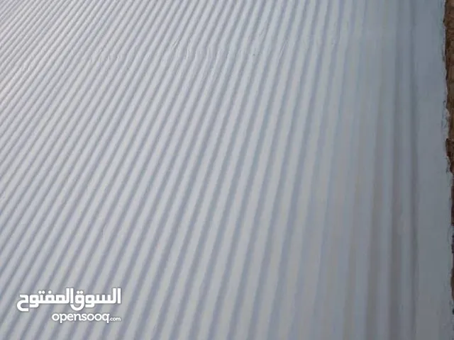 فني عازل مائي وحراري للسقف والحمامات