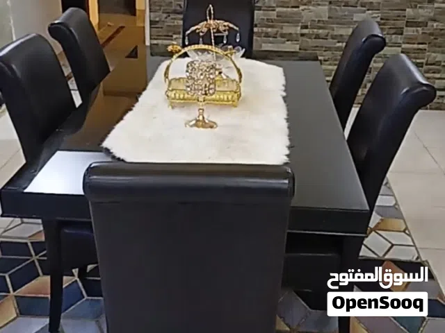 طاوله سفره 6 كراسي للبيع الكراسي جلد اصلي