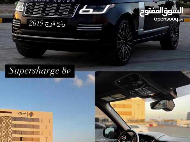 SUV Land Rover in Muscat