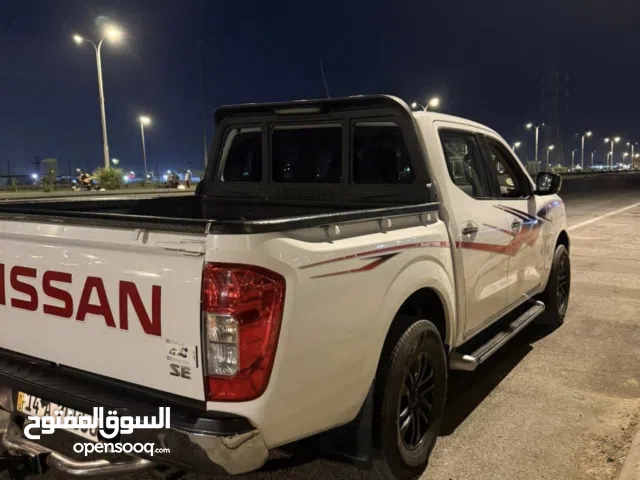 نيسان نيفارا