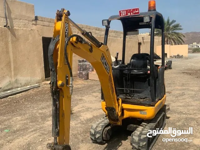 2014 Tracked Excavator Construction Equipments in Al Dakhiliya