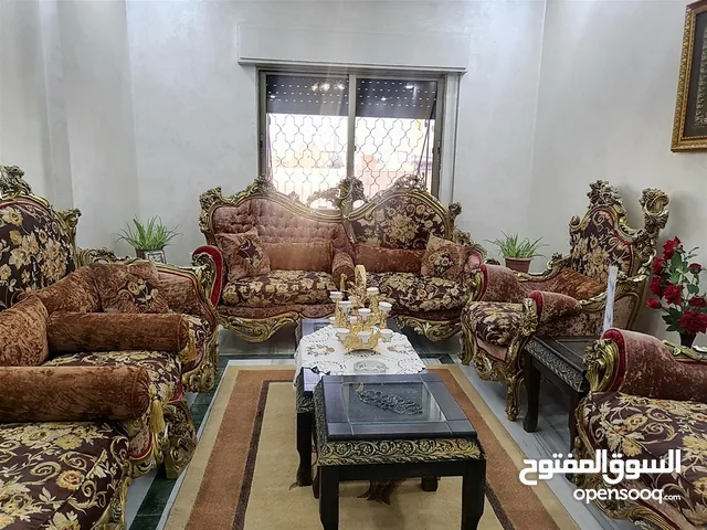 طقم كنب حفر  ضخم دمياطي لا يوجد به أي كسر قوي وخشب زان سعر الشراء 2000 دينار للبيع بسعر مغري 250