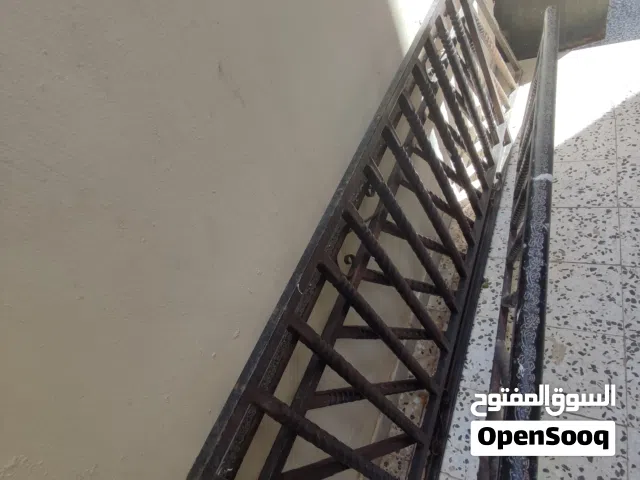 درابزاين للبيع لفتين يقدر من10لل12 متر