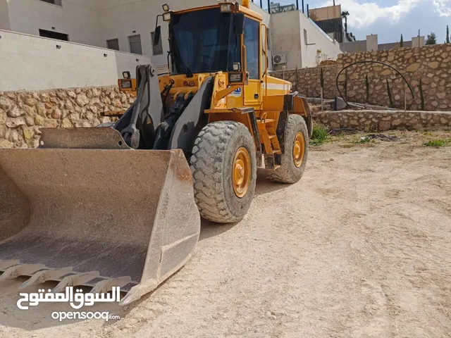 جرافه VOLVO L90D 2001 فحص كامل  كاش فقط