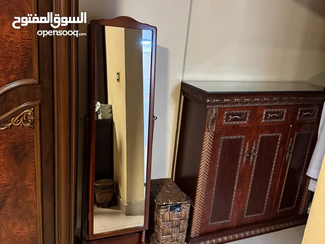 غرفة نوم استعمال خفيف  للبيع بدون المرتبة فقط ليست للبيع