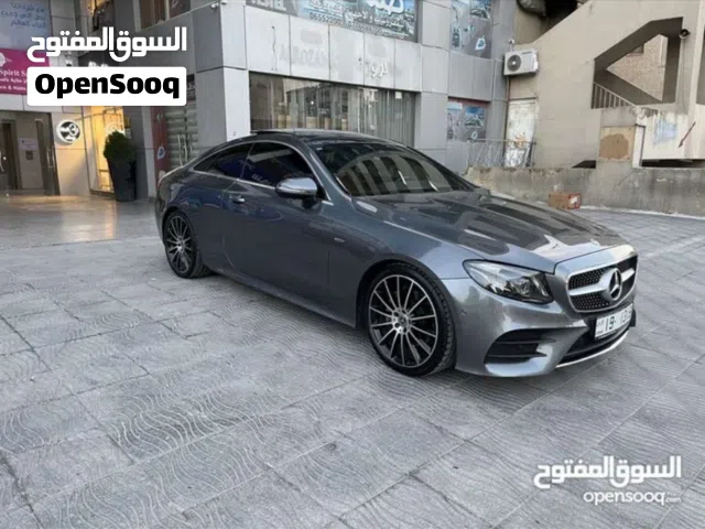 2017 مرسيدس بنز الفئة-E E 200
