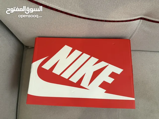 38 Sport Shoes in Dubai
