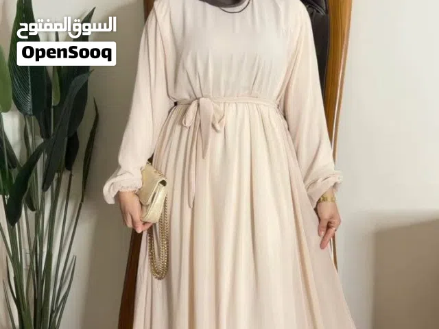 دريس الاحلام د دريس العراااايس القمر بتاعتنا مفيش عروووسه تسيبه هو د عاوز يتلبس كده لوحده  وهمي