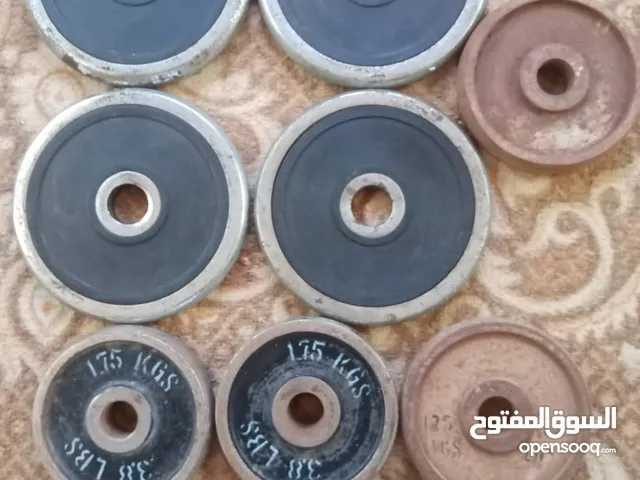 للبيع دنابل و بارات و اوزان وكرسي تمرين الصدر والرجل و ايدين