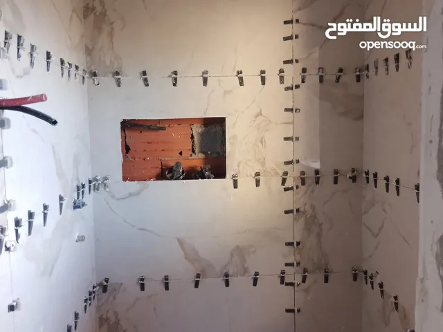 اسطي فني لجميع انواع السرميك والبرسلين علي اعلي مستوه من التشطيب والخبره في ادق التفصل علي مستوه الع