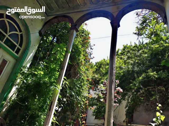 بيت عربي للبيع