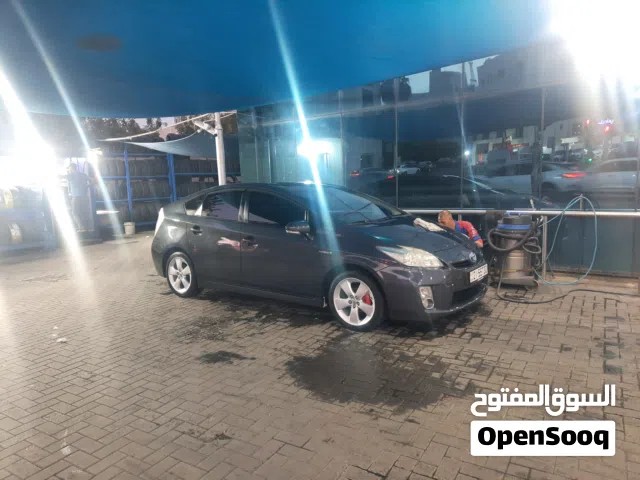 Used Toyota Prius in Amman