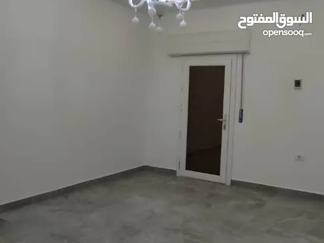 1000 m2 More than 6 bedrooms Villa for Rent in Tripoli Al-Jarabah St