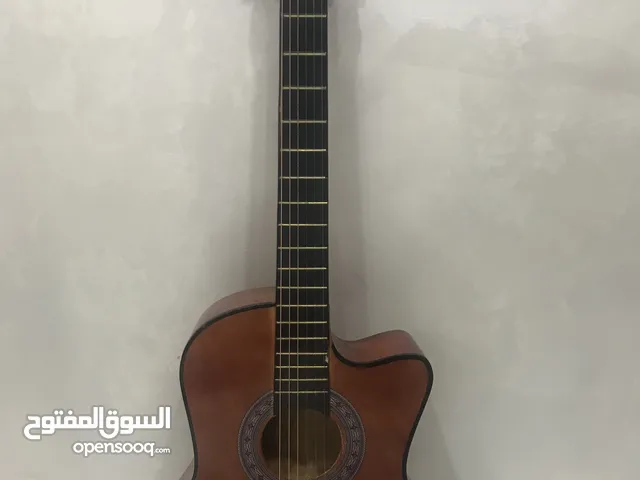قيتار للبيع