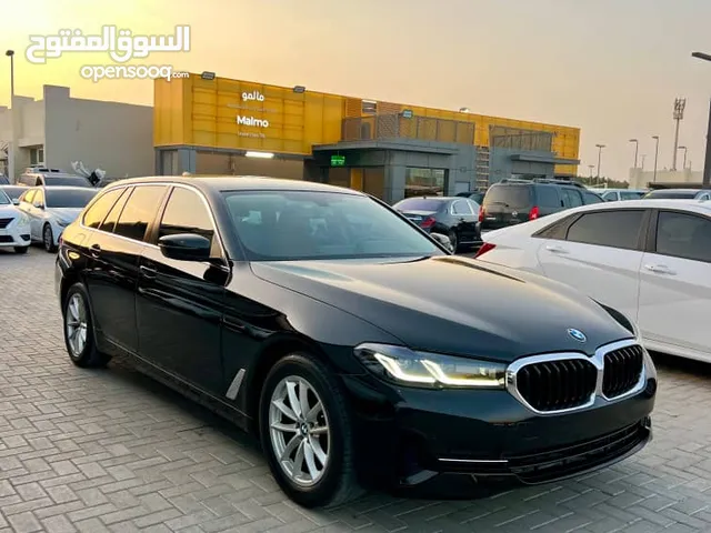 BMW 520i موديل 2022 أدخال جديد خليجي تواجد حلب= السعر 18500دولار