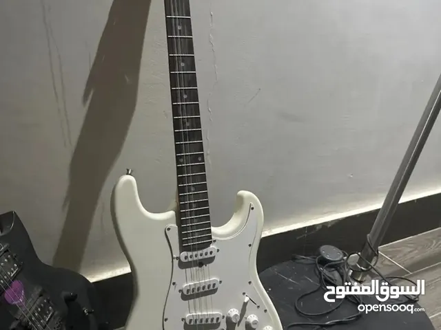 جيتار fender Stratocaster