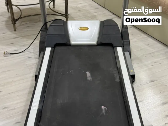 سير و تمارين بطن و ارضيه فنيل