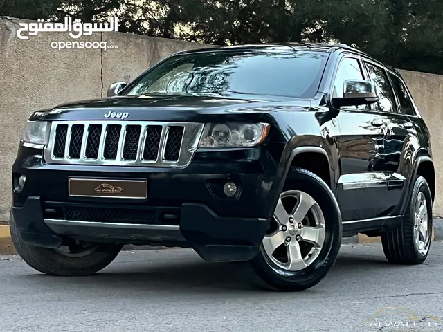 جيــــب جــراند شيــروكي اوفـرلانـــد 2013 فحــــص كـامــل مميــــز جــــدا للبيـــع