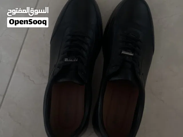 حذاء بدلات ماركو اوقلو جديد ونضيف