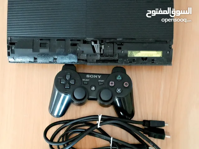 بلايستيشن 3 مستعمل للبيع مع كل اغراضه مهكر عليه 25لعبة و 3مكاتب لتنزيل الالعاب