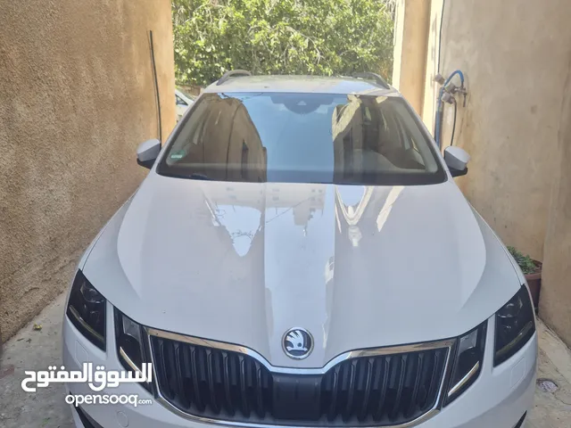 اوكتافيا 2020 ترخيص 2020 عداد 105000