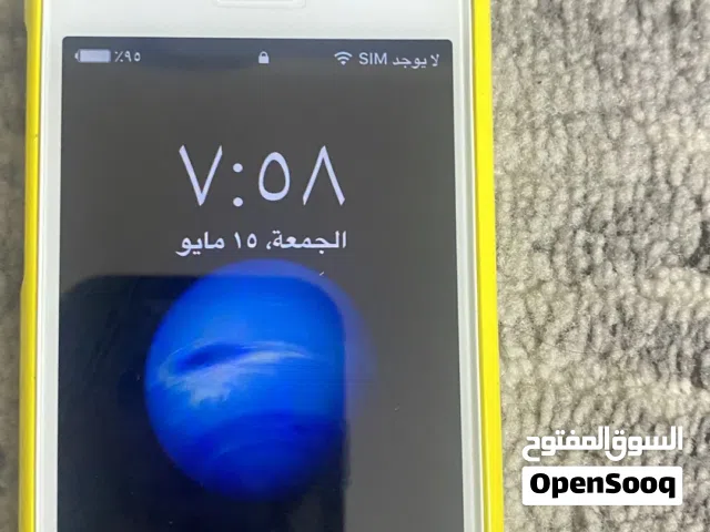 Apple iPhone 5 16 GB in Muscat