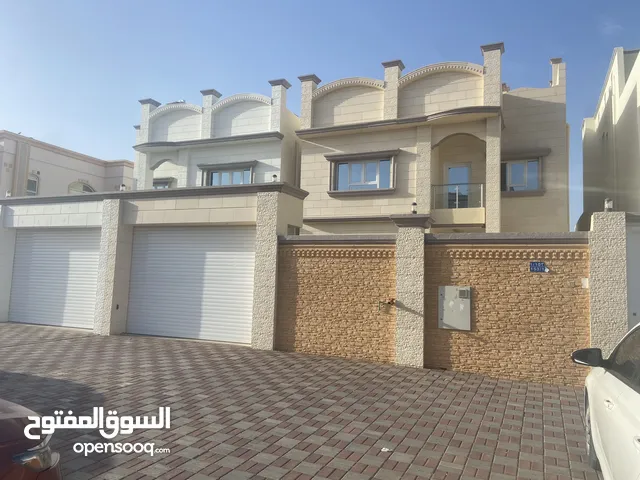 418 m2 More than 6 bedrooms Villa for Sale in Muscat Al Maabilah