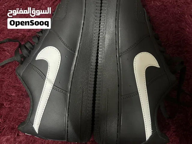 ايرفورس اسود جديد