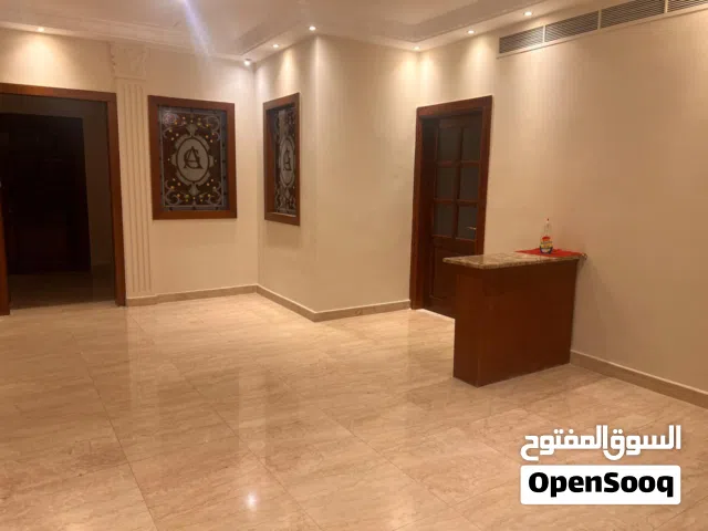 200 m2 3 Bedrooms Apartments for Rent in Amman Abdoun