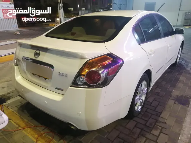 Used Nissan Altima in Muscat