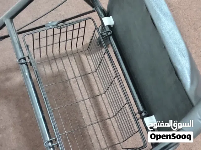 كرسي لكبار السن متحرك بركات عدد 2 جديد +سله تحت الكرسي للمحتويات بالكرتونه