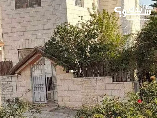 4 Floors Building for Sale in Ramallah and Al-Bireh Beitunia