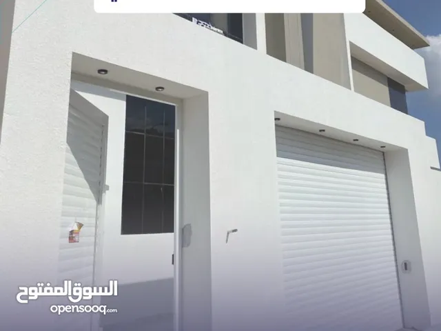 403 m2 5 Bedrooms Villa for Sale in Muscat Al Mawaleh