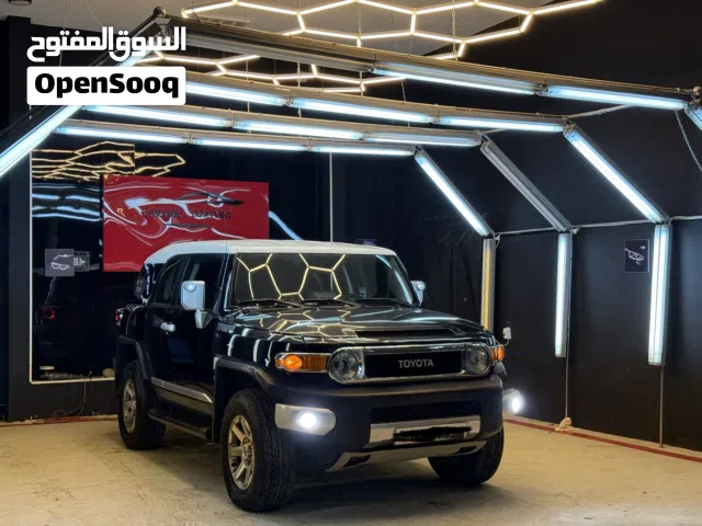 2014 تويوتا FJ GXR