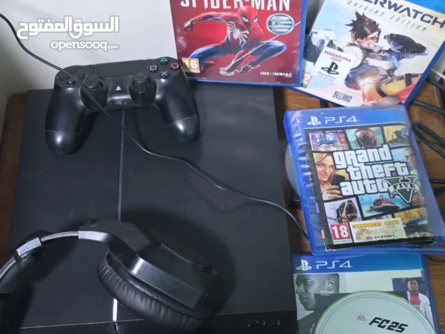 Playstation 4 بلايستيشن 4 مستخدم  السعر قابل للتفاوض