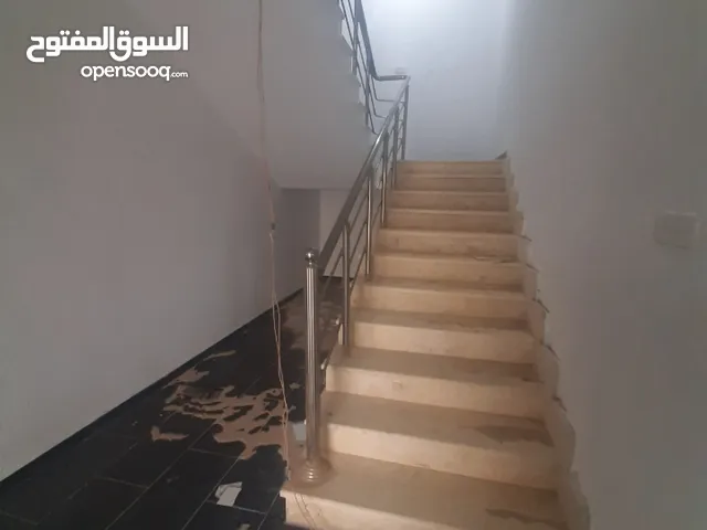 180m2 3 Bedrooms Apartments for Sale in Benghazi Al-Sayeda A'esha