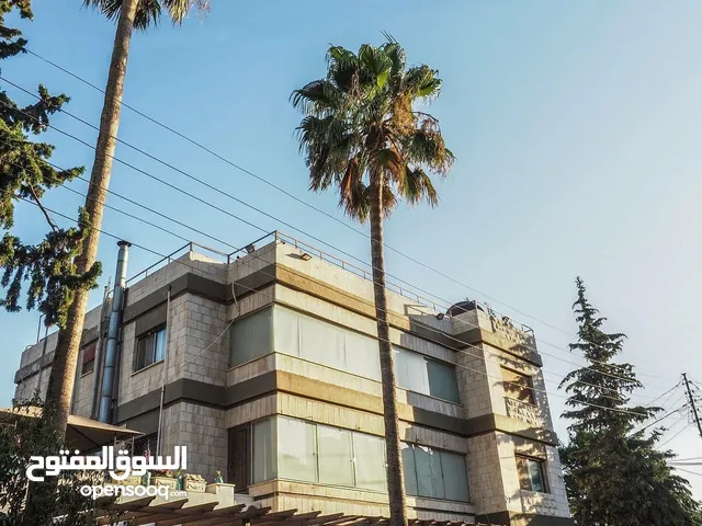 عمارة ترخيص مكاتب  3طوابق بموقع مميز جداً خلف الابراج الدوار السادس للإيجار من المالك