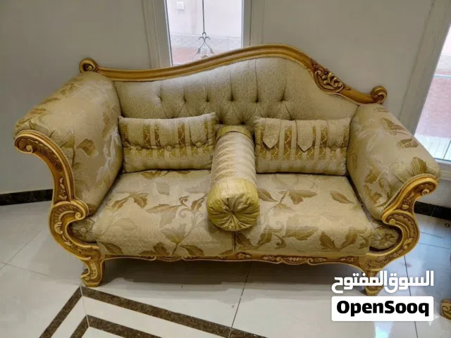 طقم كنب تركي كلاسيكي للبيع