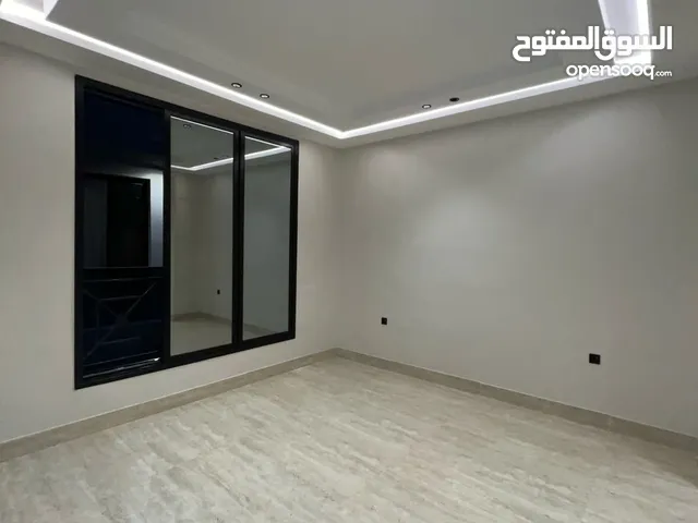 180 m2 5 Bedrooms Apartments for Rent in Dammam Ash Shulah