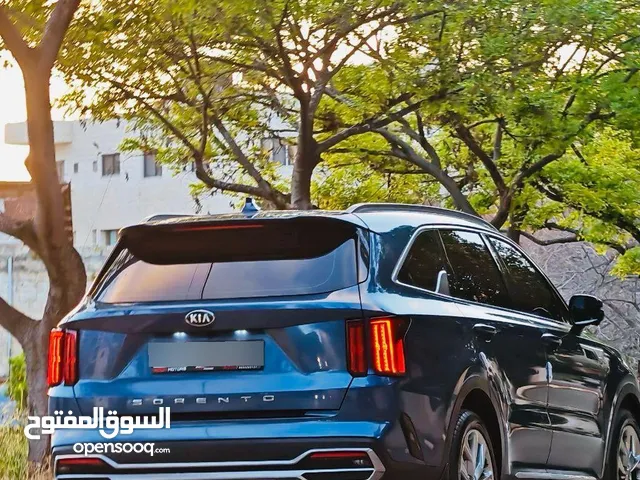 سياره جيب سورينتو مميزة كامل الاضافات دهان شركة ترخيص 2020