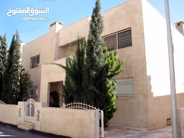 524 m2 More than 6 bedrooms Villa for Sale in Amman Daheit Al Rasheed
