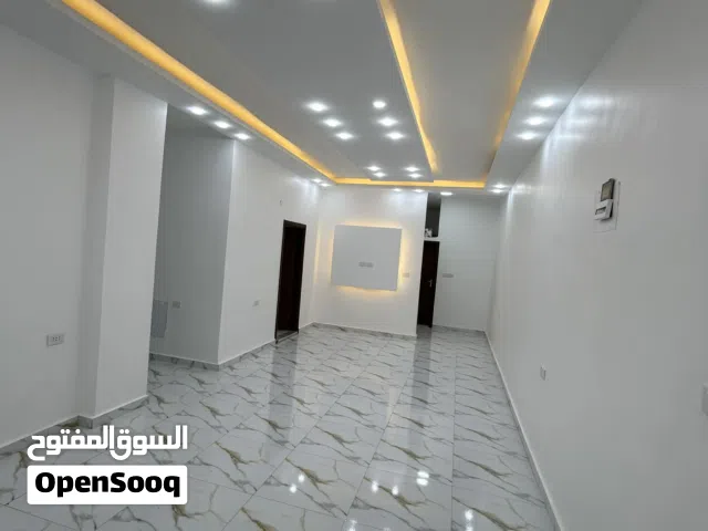 100 m2 2 Bedrooms Apartments for Sale in Zarqa Al Thawrah Al Arabia Al Kubrah